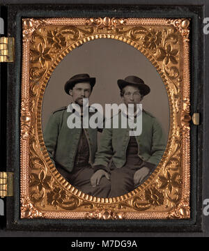 Two unidentified soldiers in Union uniforms LCCN2015645561 Stock Photo