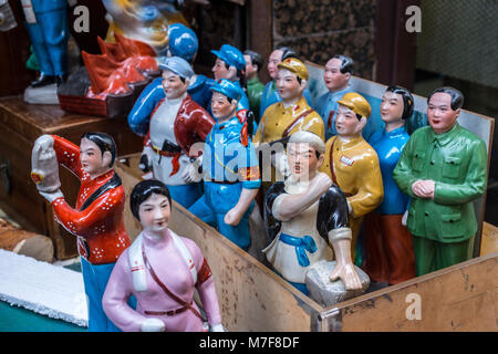 Mao Era Figurines, Cat Street Market, Hong Kong Stock Photo