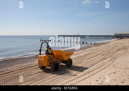 Lowestoft Beach Maintenance Stock Photo