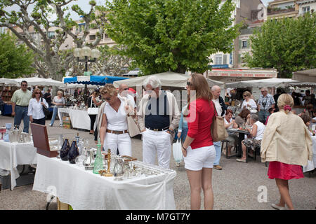 Flea market at Boulevard La Croisette, close to the old town Le Suquet, Cannes, french riviera, South France, France, Europe