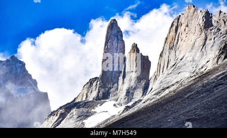 Dramatic mountain peaks in the Torres del Paine National Park, Patagonia, Chile Stock Photo