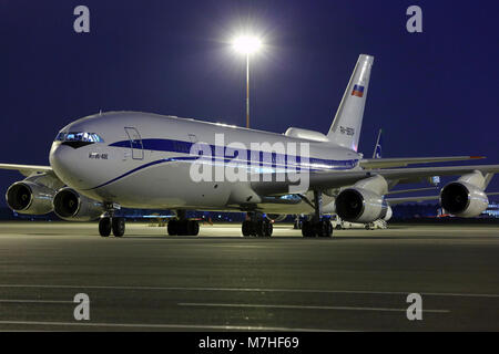 Il 96 400 hi-res stock photography and images - Alamy