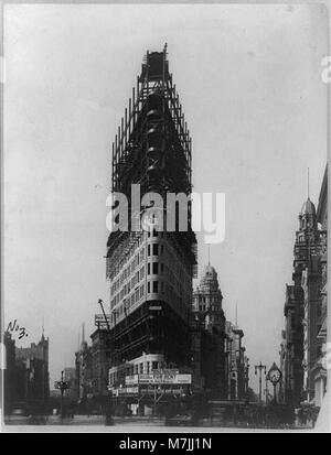 Flatiron Building Under Construction New York City 1902 Stock Photo Alamy