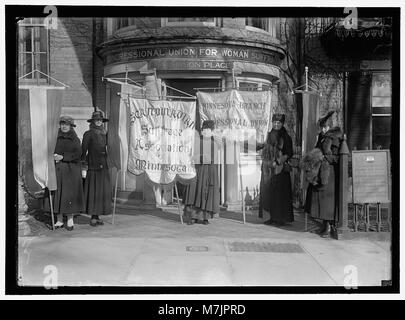 WOMAN SUFFRAGE. MINNESOTA GROUP AT HEADQUARTERS LCCN2016867283 Stock ...