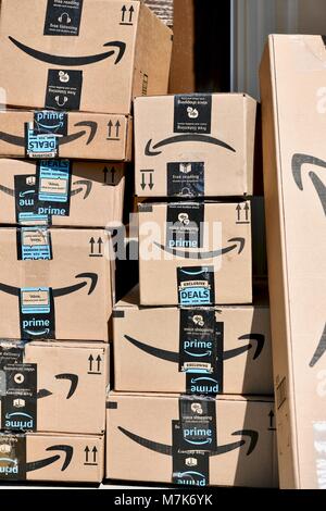 Stack of Amazon Prime boxes, USA Stock Photo - Alamy