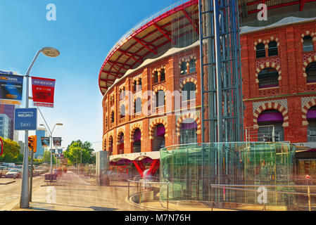 Barcelona, Spain- June 12, 2017: PURA BRASA Arenas de Barcelona with shopping centers, shops, and cafes and restaurants. Stock Photo