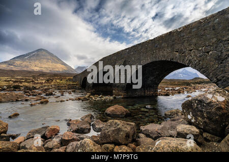 Old Bridge over the River Sligachan, Isle of Skye, Scotland Stock Photo