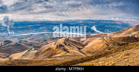 View from Spiral Highway on Lewiston Hill of Lewiston, Idaho and Clarkston, Washington, at confluence of Clearwater and Snake Rivers Stock Photo