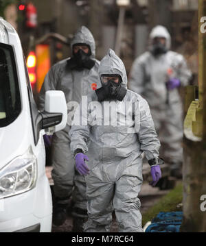 Investigators in protective clothing remove a van from an address in Winterslow near Salisbury in Wiltshire, as police and members of the armed forces continue to investigate the suspected nerve agent attack on Russian double agent Sergei Skripa. Stock Photo