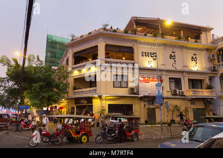 Phnom Penh Cambodia the FCC Restaurant Stock Photo Alamy