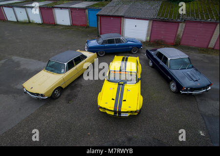 A range of Rover P6s, British 2000, 3500 V8, NADA (US spec) V8 and factory race replica Stock Photo