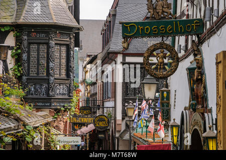 Drosselgasse, Rüdesheim, Rheingau, Hessen, Deutschland Stock Photo