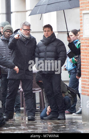 Tom Cruise keeps dry while filming Mission Impossible in London.  In these scenes he can be seen running from an unknown assailant.  Featuring: Tom Cruise Where: London, United Kingdom When: 10 Feb 2018 Credit: WENN.com Stock Photo