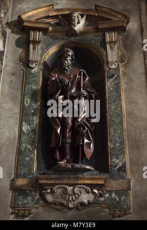 Wooden statue of Saint Roch (1510) by German sculptor Veit Stoss (Veit Stoß) in the Basilica della Santissima Annunziata (Basilica of the Most Holy Annunciation) in Florence, Tuscany, Italy. Stock Photo