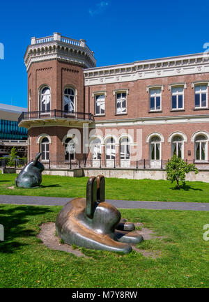 Rabbits in front of the Natural History Museum, Rotterdam, South Holland, The Netherlands Stock Photo