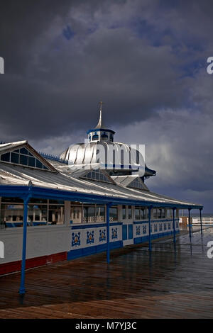 Pavillion on Llandudno pier, North Wales coast in the rain Stock Photo