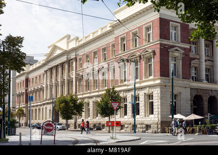 Neo-Renaissance Heritage Christchurch Hotel, Cathedral Square, Christchurch, Canterbury, New Zealand Stock Photo