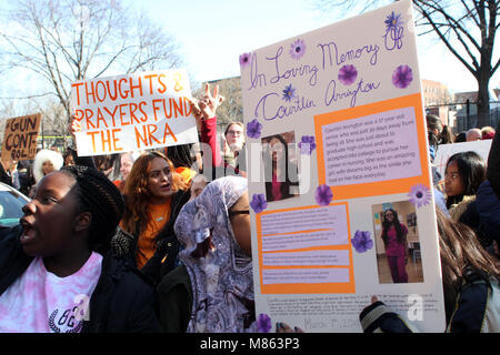 New York, New York, USA. 14th Mar, 2018. New York City Mayor Bill de Blasio joins student from Edward R. Murrow High School in Brooklyn N.Y. for National School Walkout. School students from across the nation walked out of school for 17 minutes to honor the 17 students and staff members killed at the Majory Stoneman Douglas High School in Parkland Florida on Valentines Day 2018. Credit: ZUMA Press, Inc./Alamy Live News Stock Photo