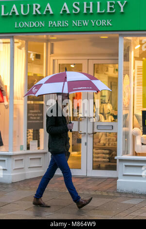 Preston, Lancashire.  UK Weather. 15th March, 2018.   Cold, wet, & blustery conditions in the city centre as the county prepares for the 2nd Blast from the East which is expected to sweep acros Britain. 'Beast from the East 2.0 brings a fresh easterly blast this week. Cold air is set to sweep in from Siberia and Scandinavia with the Met Office expected to issue further severe weather warnings for this weekend. Credit: MediaWorldImages/AlamyLiveNews Stock Photo