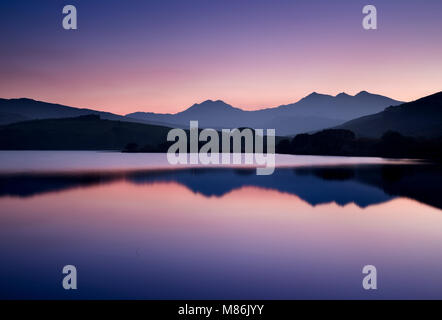 Llyn Mymbyr and Snowdon at twilight, Snowdonia, North Wales Stock Photo