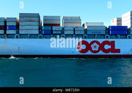 Container ship OOCL OAKLAND (Panama), Fremantla harbour, Fremantle, Western Australia Stock Photo