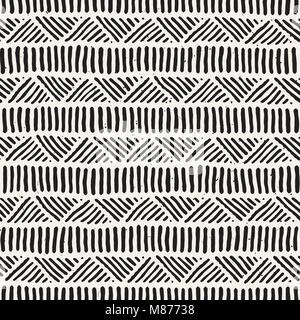 Seamless geometric lines pattern in black and white. Adstract hand drawn retro texture. Stock Vector