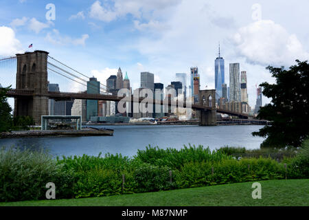 View on Brooklyn Bridge and Lower Manhattan Stock Photo