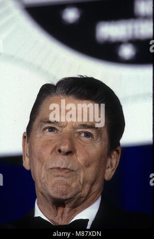 Washington, DC., USA, May 15, 1986  President Ronald Reagan at teh White House News Photographers annual black tie awards dinner.Credit: Mark Reinstein/MediaPunch Stock Photo