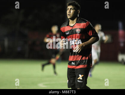 Salvador, Brazil. 15th Mar, 2018. Nickson Vitoria player in a game during Vitória vs. Bragantino, held on Thursday (15) in a match valid for the 2018 Brazil Cup. At the Manoel Barradas Stadium (Barradão) in Salvador, BA. Credit: Tiago Caldas/FotoArena/Alamy Live News Stock Photo