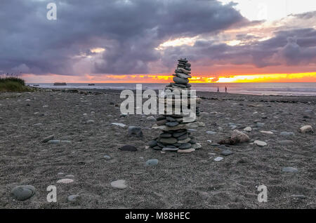 Beach of the Tasman Sea - Punakaiki, New Zealand Stock Photo