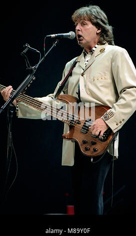 Washington DC. USA, July 4, 1990 Paul McCartney performs at the Fourth of July concert in the Robert F. Kennedy football stadium. Credit: Mark Reinstein/MediaPunch Stock Photo