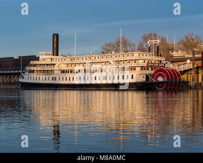 Sacramento, FEB 22: Sunset view of the famous Delta King with Sacramento River on FEB 22, 2018 at Sacramento, California Stock Photo