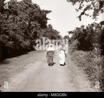 1940s East Africa - Uganda - rural transport and scenery, bicycle Stock Photo