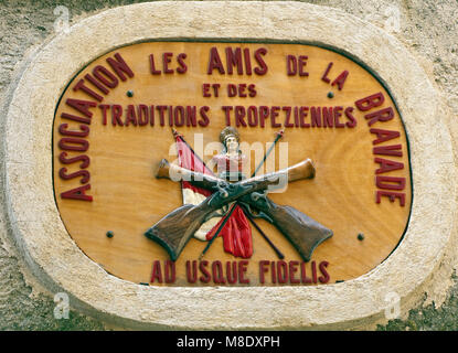 Crest of the Bravade, old tradition with annual festival La Bravade de Saint-Tropez, for native Tropéziens only, Saint-Tropez, french riviera, France Stock Photo