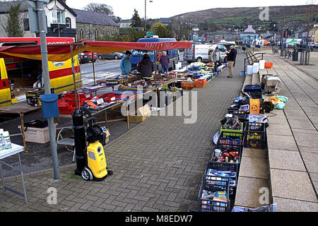 Bantry, West Cork, Ireland. 16th March, 2018. Bantry market on every friday was doing brisk business in the afternoon sun. Credit: aphperspective/ Alamy Live News Stock Photo