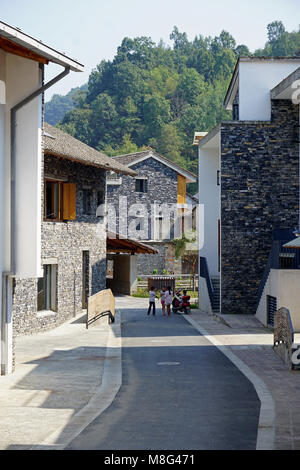 village refurbishment by architect Wang Shu from Amateur Architecture Studio in Wencun, China Stock Photo