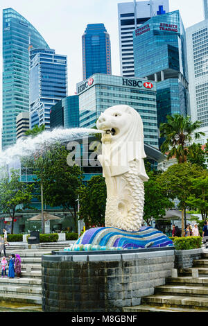 The Merlion, national symbol of Singapore Stock Photo - Alamy
