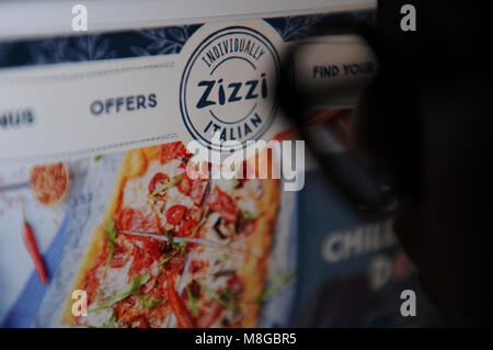 Zizzi restaurant homepage on a computer Stock Photo