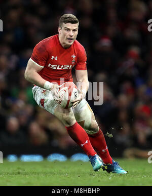 Wales' Scott Williams during the NatWest 6 Nations match at the Principality Stadium, Cardiff. PRESS ASSOCIATION Photo. Picture date: Saturday March 17, 2018. See PA story RUGBYU Wales. Photo credit should read: David Davies/PA Wire. RESTRICTIONS: Use subject to restrictions. Editorial use only. Strictly no commercial use. No use in books without prior written permission from WRU. Stock Photo