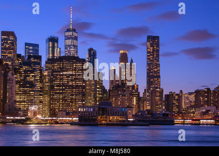 DOWNTOWN SKYLINE EAST RIVER MANHATTAN NEW YORK CITY USA Stock Photo