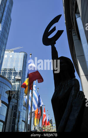 Altiero Spinelli building, bronze statue Europe from 1993 by May ...