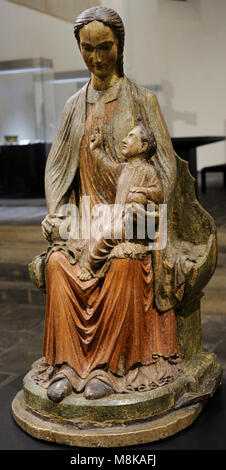 Aachen Madonna. Cologne, c. 1230. Germany. Oak, polychrome. Museum Schnütgen. Cologne, Germany. Stock Photo