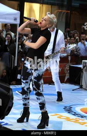 No Doubt performs on NBC's Today Show kicking off it's annual Toyota Concert Series at Rockefeller Center in New York City. May 1, 2009. Credit: Dennis Van Tine/MediaPunch Stock Photo