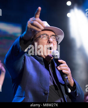 18 March 2018, Germany, Hamburg: Italian singer Al Bano appearing in a sport hall in Hamburg to begin his farewell tour. Photo: Daniel Reinhardt/dpa Stock Photo