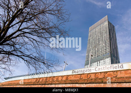 Deansgate Locks, Castlefield, Manchester Stock Photo - Alamy
