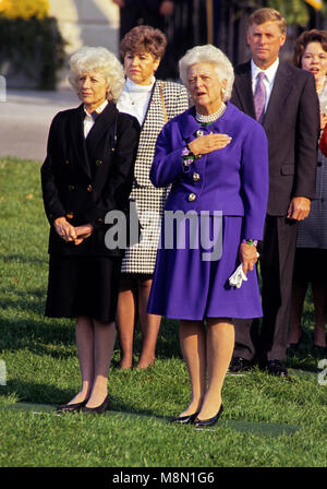 First lady Barbara Bush, right, and Olga Šplíchalová, wife of President Václav Havel of Czechoslovakia, left, attend a State Arrival ceremony on the South Lawn of the White House on October 22, 1991.  President Havel is visiting Washington for a State Visit. Credit: Ron Sachs / CNP /MediaPunch Stock Photo