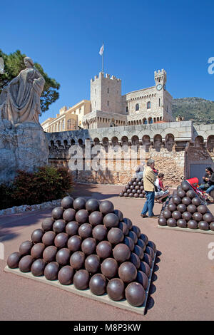 Stacked cannon balls at Palais Princier, Princes Palace of Monaco, official residence of the Sovereign Prince of Monaco, Côte d'Azur, french riviera Stock Photo