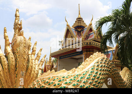 Kuala Lumpur Malaysia. 20th March 2018. People offer blessings and burn incense at the beautiful and ornate Chetawan Thai Buddhist temple in Kuala Lumpur Credit: amer ghazzal/Alamy Live News Stock Photo