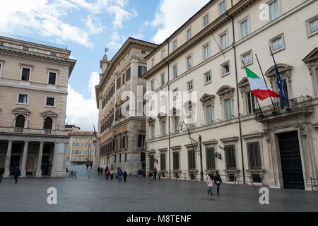 Palazzo Chigi, Piazza Colonna, centro storico district, Rome, Italy, Europe Stock Photo