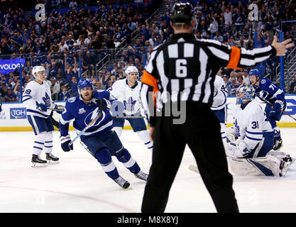 Tampa, Florida, USA. 20th Mar, 2018. DOUGLAS R. CLIFFORD | Times .Tampa Bay Lightning left wing Alex Killorn (17) scores, beating Toronto Maple Leafs goaltender Frederik Andersen (31), for the winning goal (4-3) during the third period of Tuesdays (3/20/18) game between the Tampa Bay Lightning and the Toronto Maple Leafs at Amalie Arena in Tampa. Credit: Douglas R. Clifford/Tampa Bay Times/ZUMA Wire/Alamy Live News Stock Photo